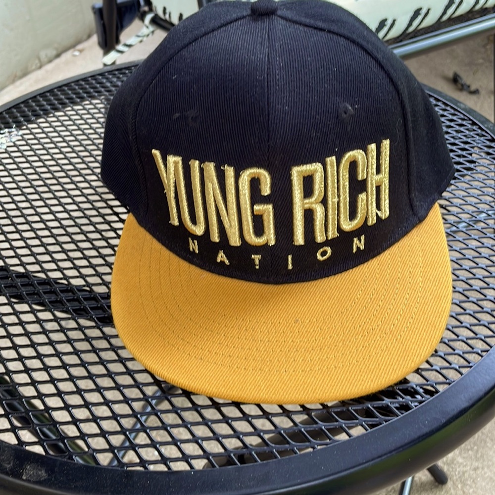 Yung Rich Nation SnapBack hat NWT
